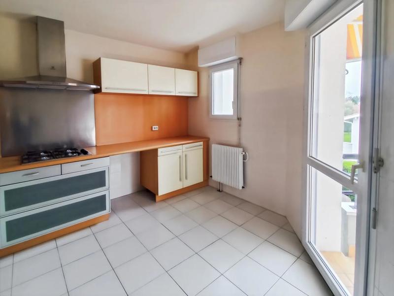 Appartement - 75 m² - 4 pièces