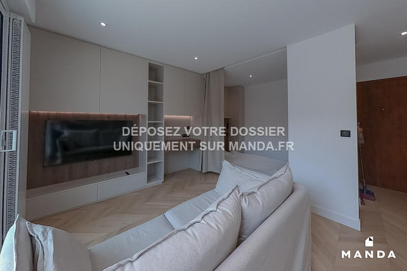 Studio - 27 m² - 1 pièce