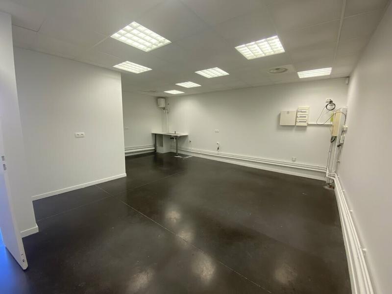 Local commercial - 127 m²