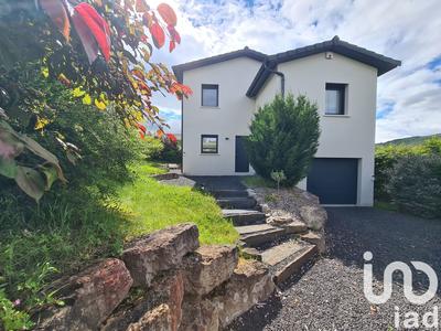 Maison - 138 m² - 5 pièces