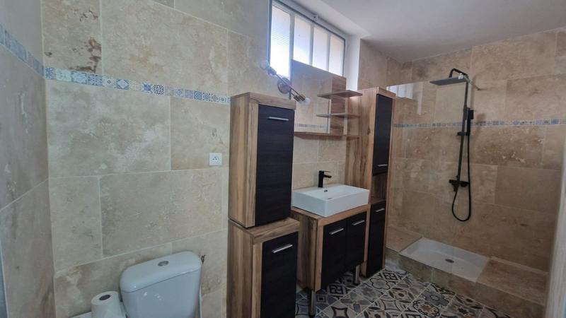 Maison - 180 m² - 3 pièces