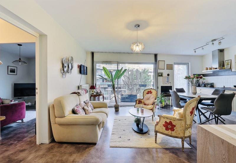 Appartement - 86 m² - 4 pièces