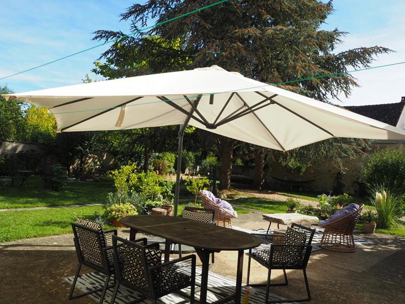 Maison - 260 m² - 10 pièces