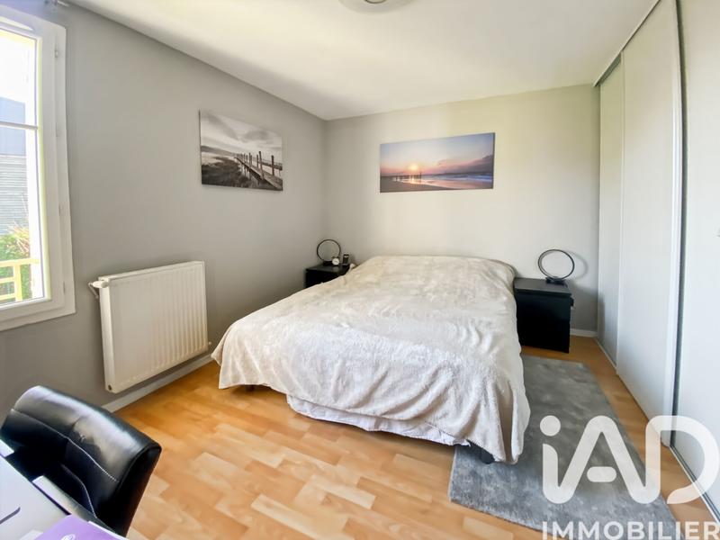 Maison - 99 m² - 5 pièces