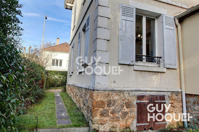 Maison - 110 m² - 6 pièces