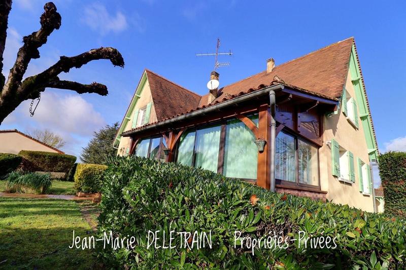 Maison - 155 m² - 7 pièces