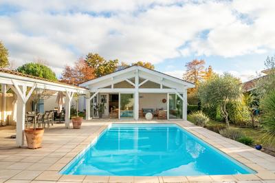 Maison - 175 m² - 7 pièces