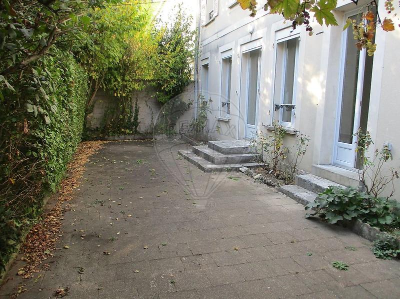 Immeuble - 235 m² - 14 pièces