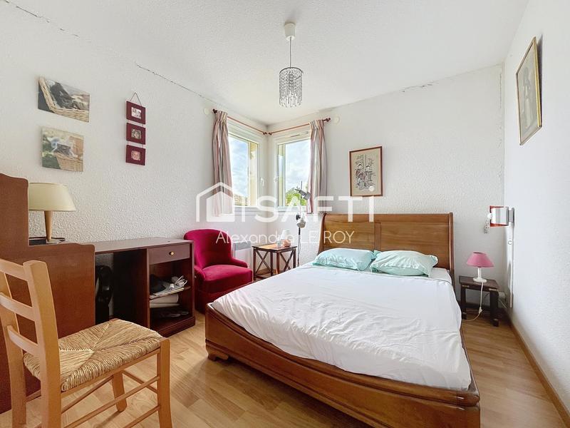 Maison - 209 m² - 6 pièces