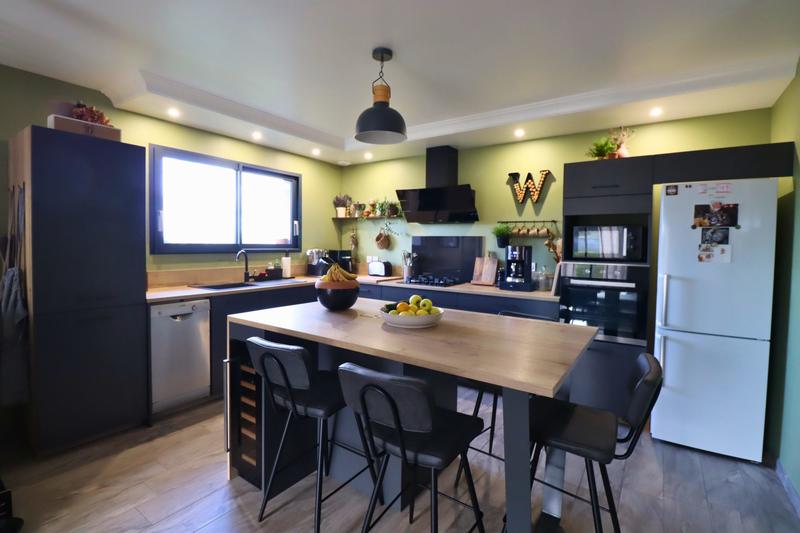 Maison - 95 m² - 3 pièces