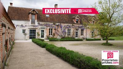 Propriété - 300 m² - 8 pièces