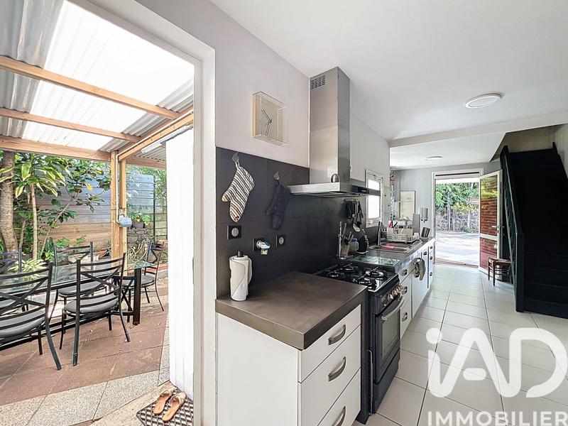 Maison - 252 m² - 6 pièces