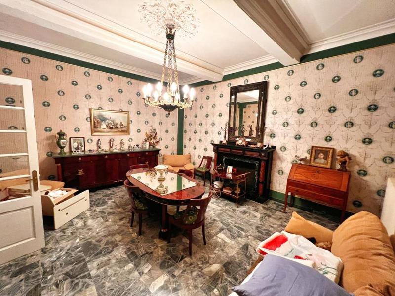 Maison - 212 m² - 5 pièces