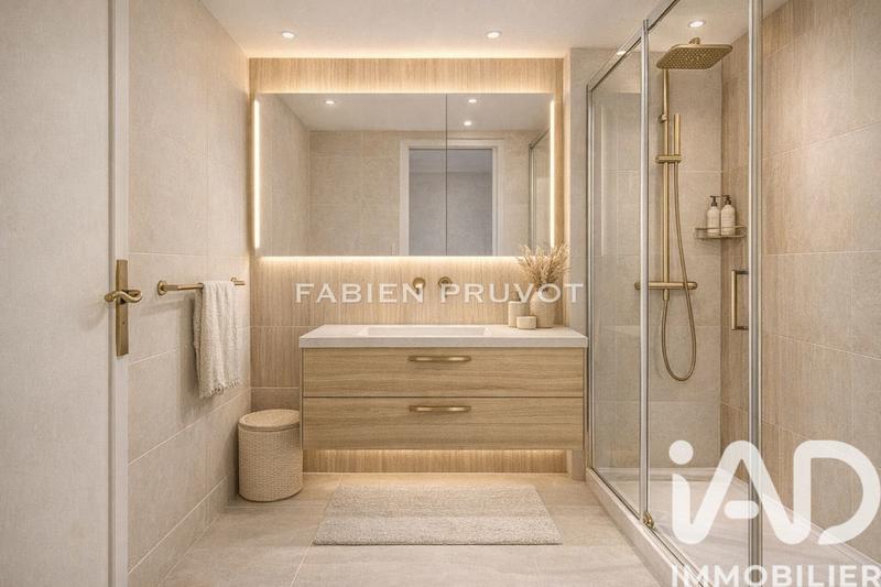 Appartement - 82 m² - 4 pièces