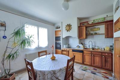 Maison - 172 m² - 8 pièces