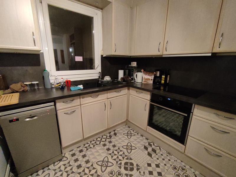 Appartement - 95 m² - 6 pièces