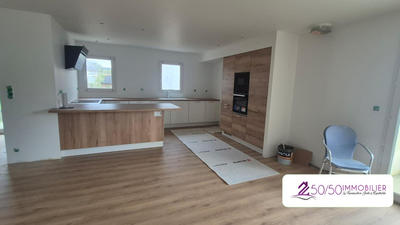 Maison - 110 m² - 4 pièces