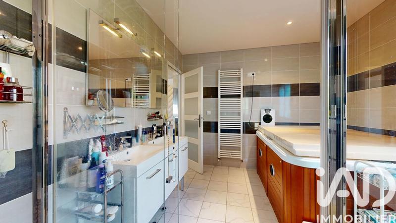 Maison de village - 136 m² - 5 pièces