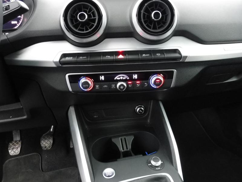 Audi Q2 30 Tdi 116 Bvm6 s line Keyless Entry Cle Confort / Hayon Electrique Camera Recul Financement Credit ou Loa Possible