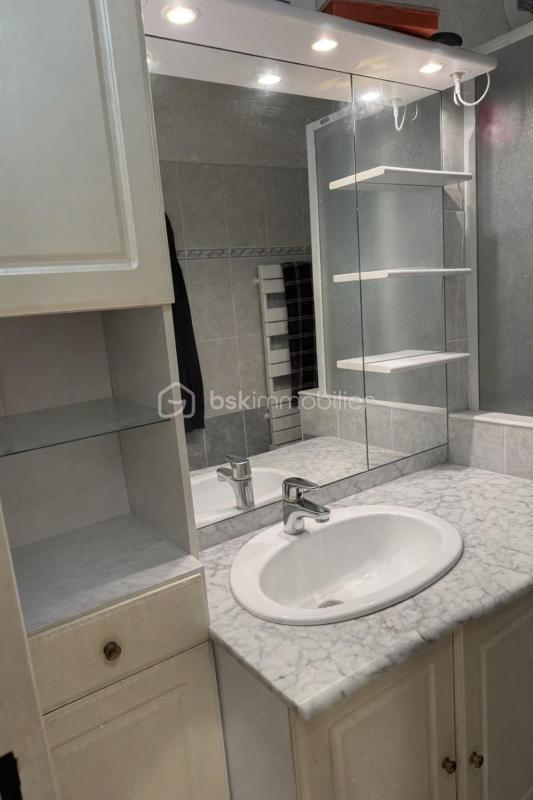 Appartement - 60 m² - 4 pièces