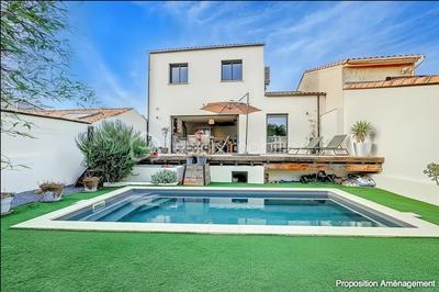 Villa - 100 m² - 5 pièces