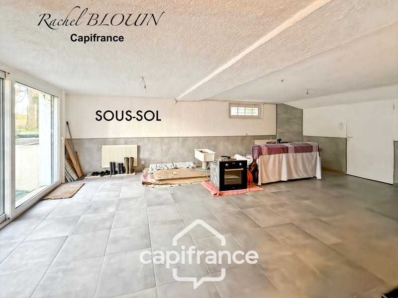 Maison - 186 m² - 7 pièces