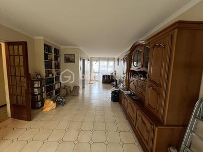 Appartement - 86 m² - 4 pièces