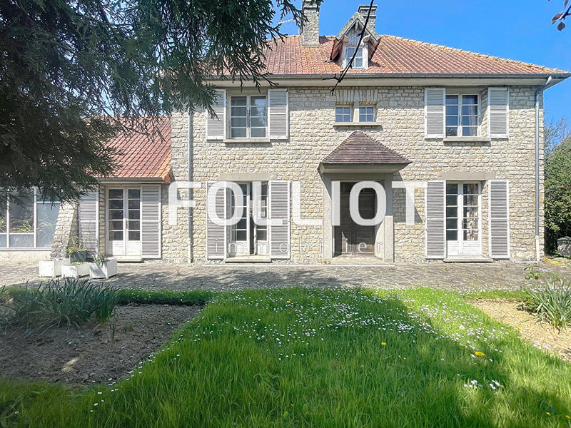 Maison - 151 m² - 6 pièces