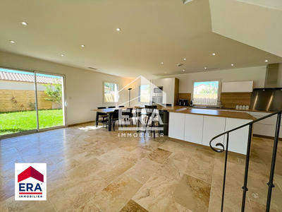 Maison - 138 m² - 5 pièces