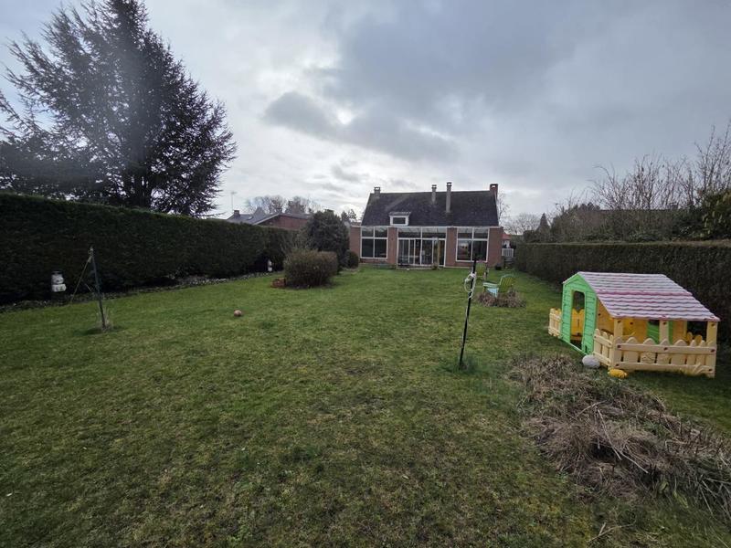 Pavillon - 171 m² - 8 pièces