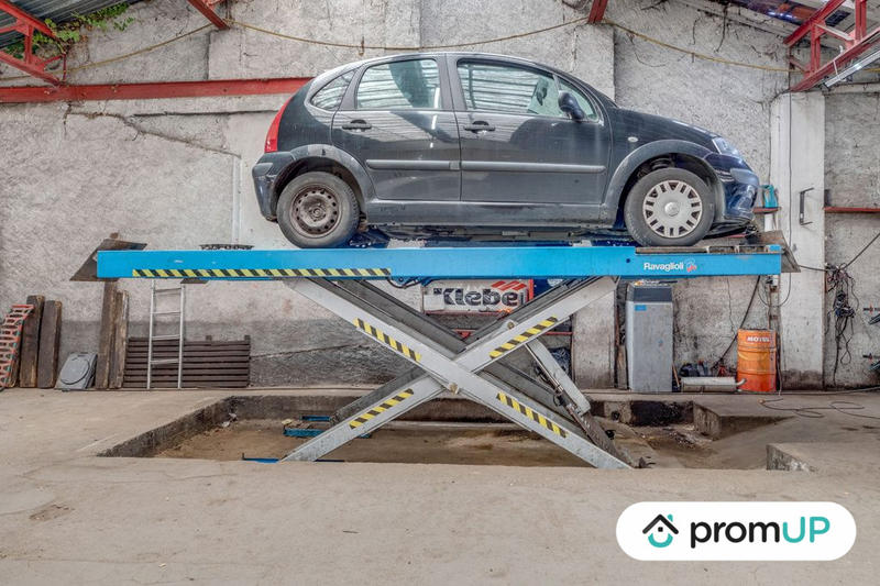 Fonds de commerce - 1 000 m²