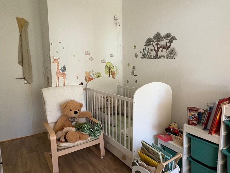 Appartement - 85 m² - 4 pièces