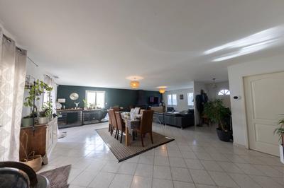 Maison - 172 m² - 5 pièces