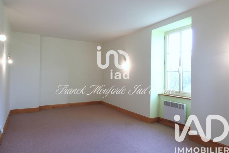 Maison - 240 m² - 8 pièces