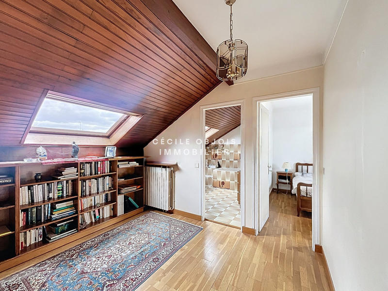 Maison - 135 m² - 6 pièces