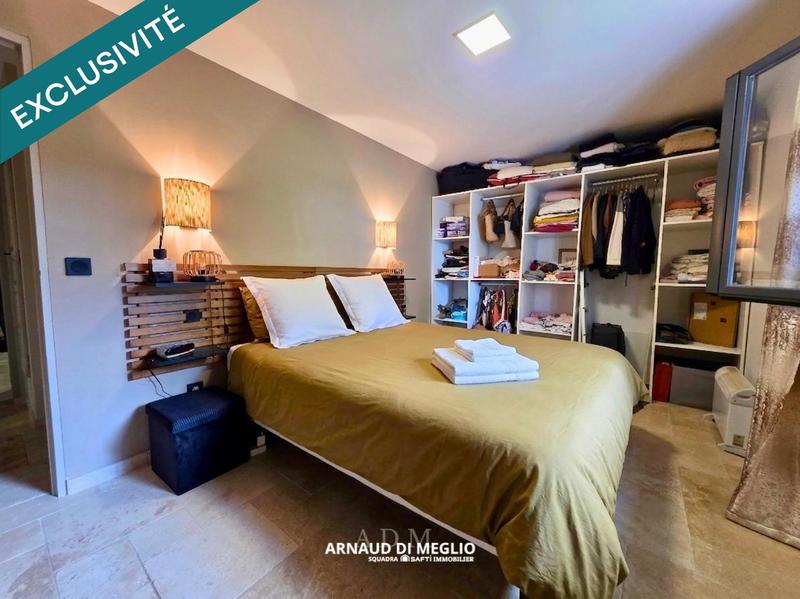 Maison - 121 m² - 4 pièces