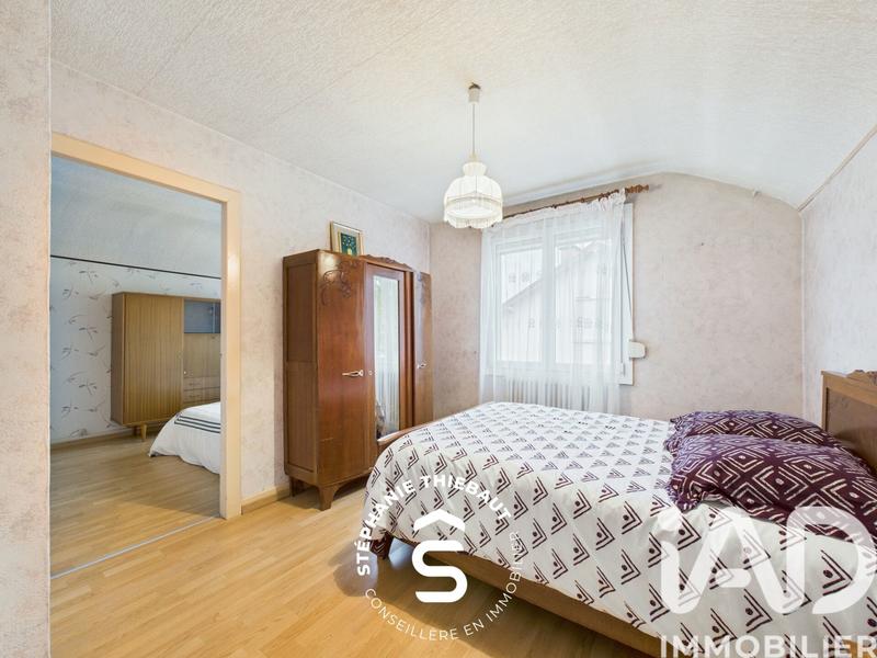 Maison - 81 m² - 5 pièces