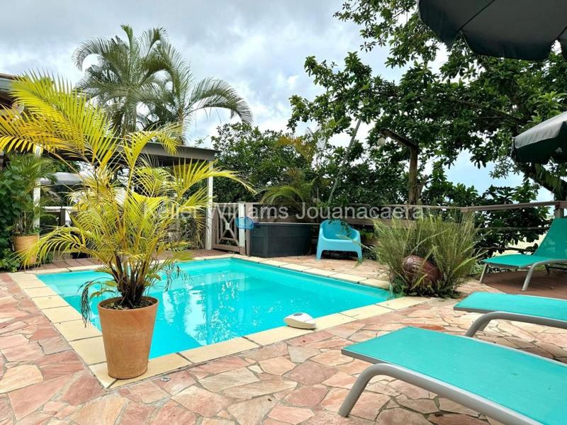 Villa - 239 m² - 3 pièces