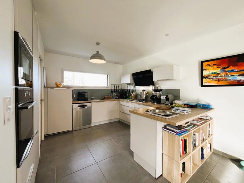 Maison - 103 m² - 4 pièces