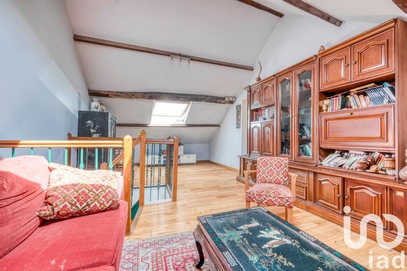 Maison - 200 m² - 8 pièces