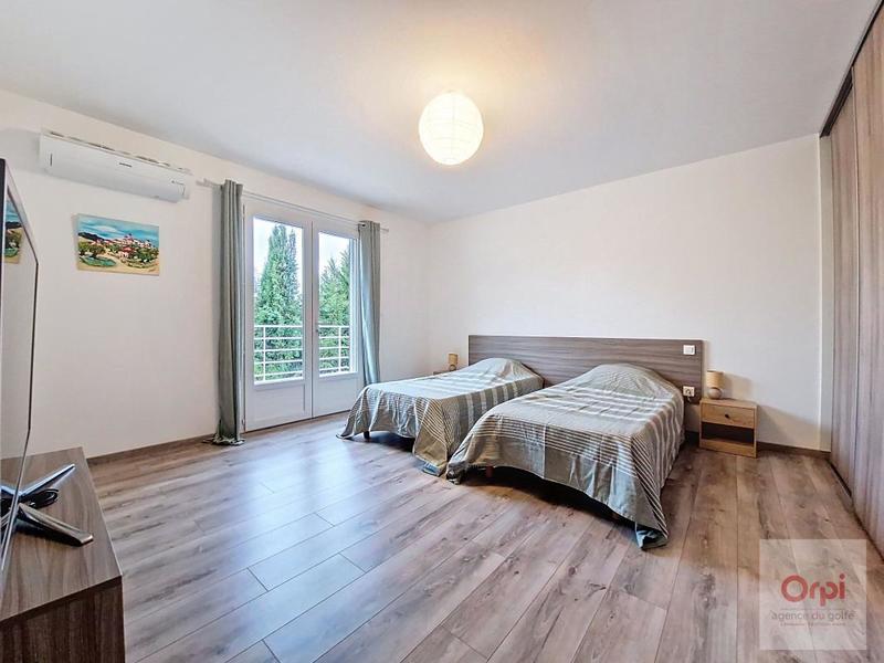 Villa - 139 m² - 4 pièces