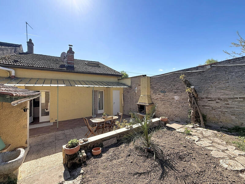 Maison - 92 m² - 4 pièces