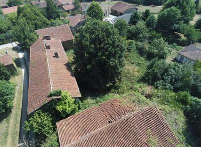 Maison - 235 m² - 9 pièces