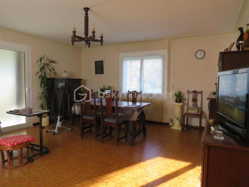 Maison - 135 m² - 6 pièces