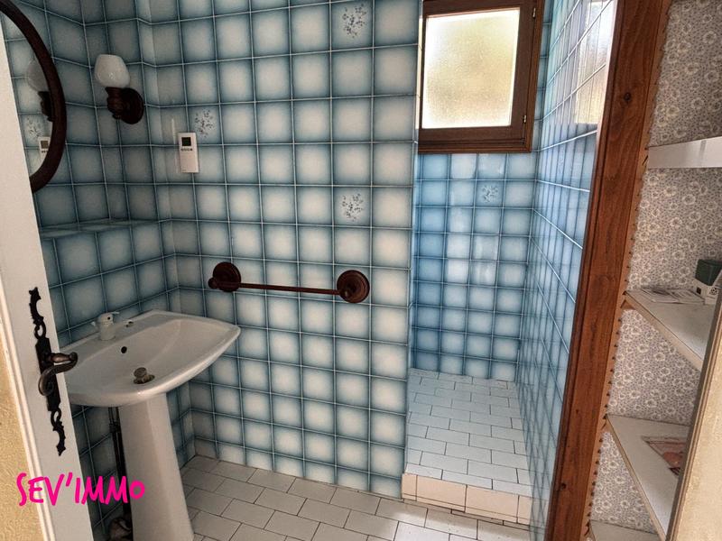 Maison - 168 m² - 7 pièces