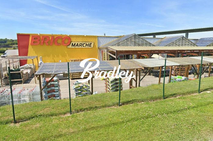 Local commercial - 5 000 m²