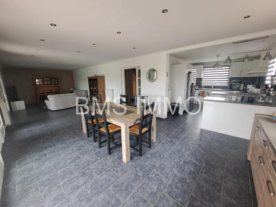 Maison - 160 m² - 6 pièces