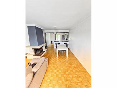 Maison - 180 m² - 10 pièces