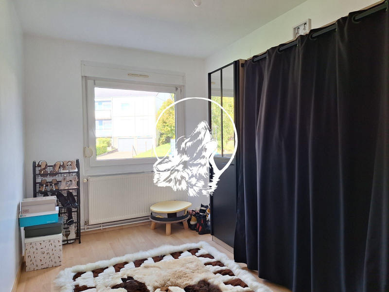 Appartement - 99 m² - 6 pièces