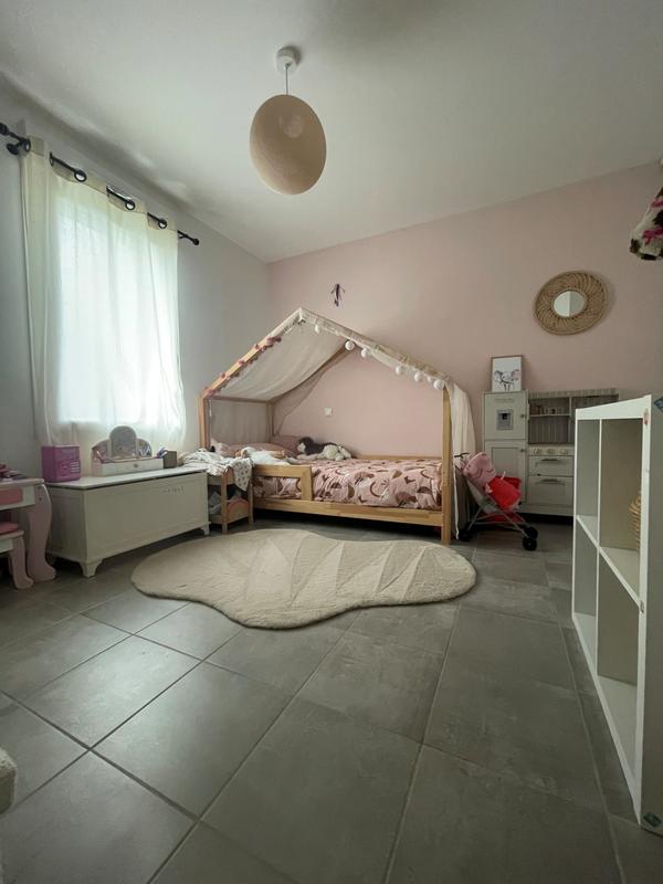 Maison - 93 m² - 4 pièces